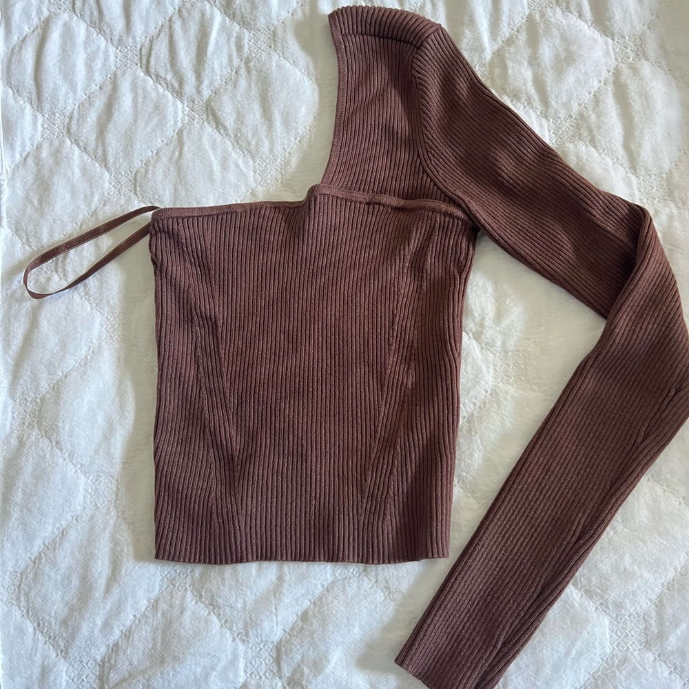 Abercrombie & Fitch Asymmetrical One Shoulder Sweater